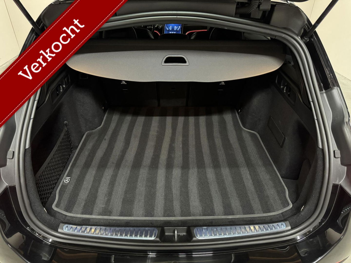 Mercedes-Benz C-Klasse Estate 200 AMG Pano Laser HUD 360° Sfeer Trekh NAP