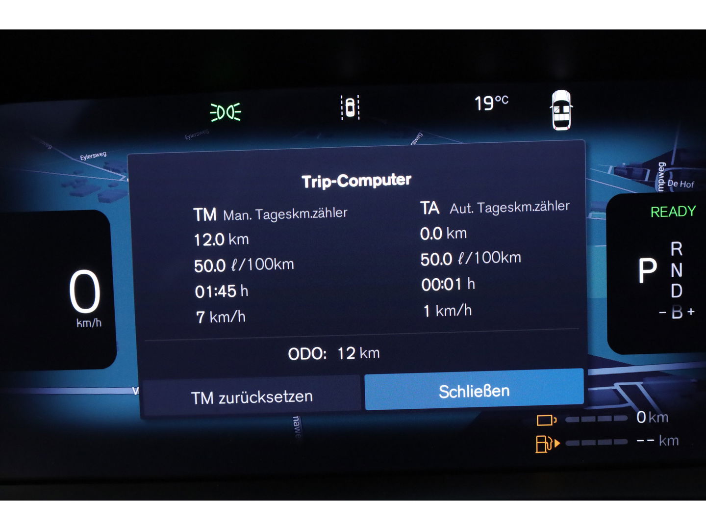 Volvo XC60 2.0 T6 Plug-in hybrid AWD Ultra Black Edition | Facelift | Luchtvering | Gelaagd glas | Trekhaak | ACC | 22 inch | Head-up | 360 cam | H&K audio | Pano |