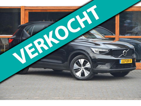 Volvo XC40 T4 Recharge Plus Dark | Stoel + Stuur verwarming | Trekhaak | Adapative Cruise | Harman/Kardon | BLIS |