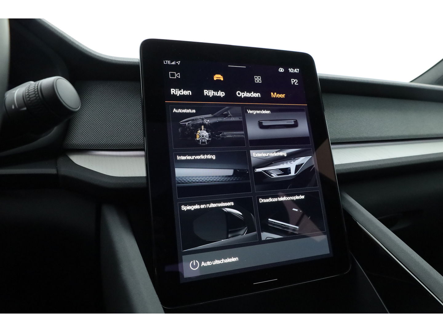 Polestar 2 Long Range Dual motor Plus 82 kWh | Stoelventilatie | Leer |  ACC | Blis | Pano | 360 Camera | Trekhaak | stoel 4 & stuur verwarming |