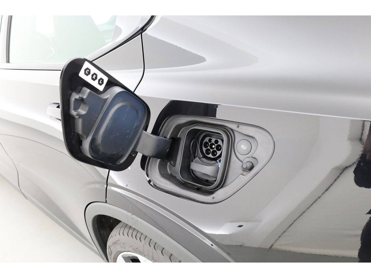 Polestar 2 Long Range Dual motor Plus 82 kWh | Stoelventilatie | Leer |  ACC | Blis | Pano | 360 Camera | Trekhaak | stoel 4 & stuur verwarming |