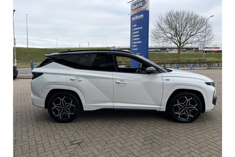 Hyundai Tucson 1.6 T-GDI N LINE 4WD PHEV AUTOMAAT NAVI PDC-CAMERA WINTERPACK.