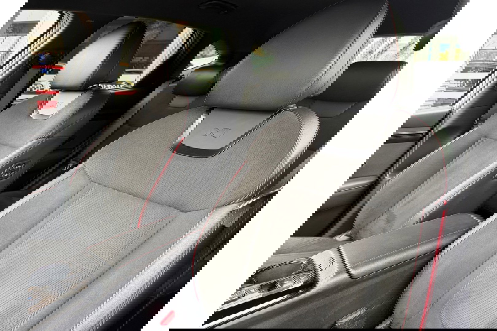 Hyundai Tucson 1.6 T-GDI N LINE 4WD PHEV AUTOMAAT NAVI PDC-CAMERA WINTERPACK.