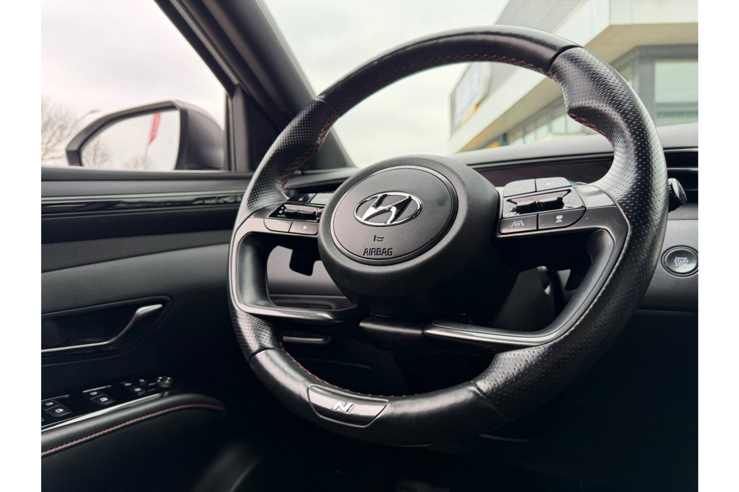 Hyundai Tucson 1.6 T-GDI N LINE 4WD PHEV AUTOMAAT NAVI PDC-CAMERA WINTERPACK.