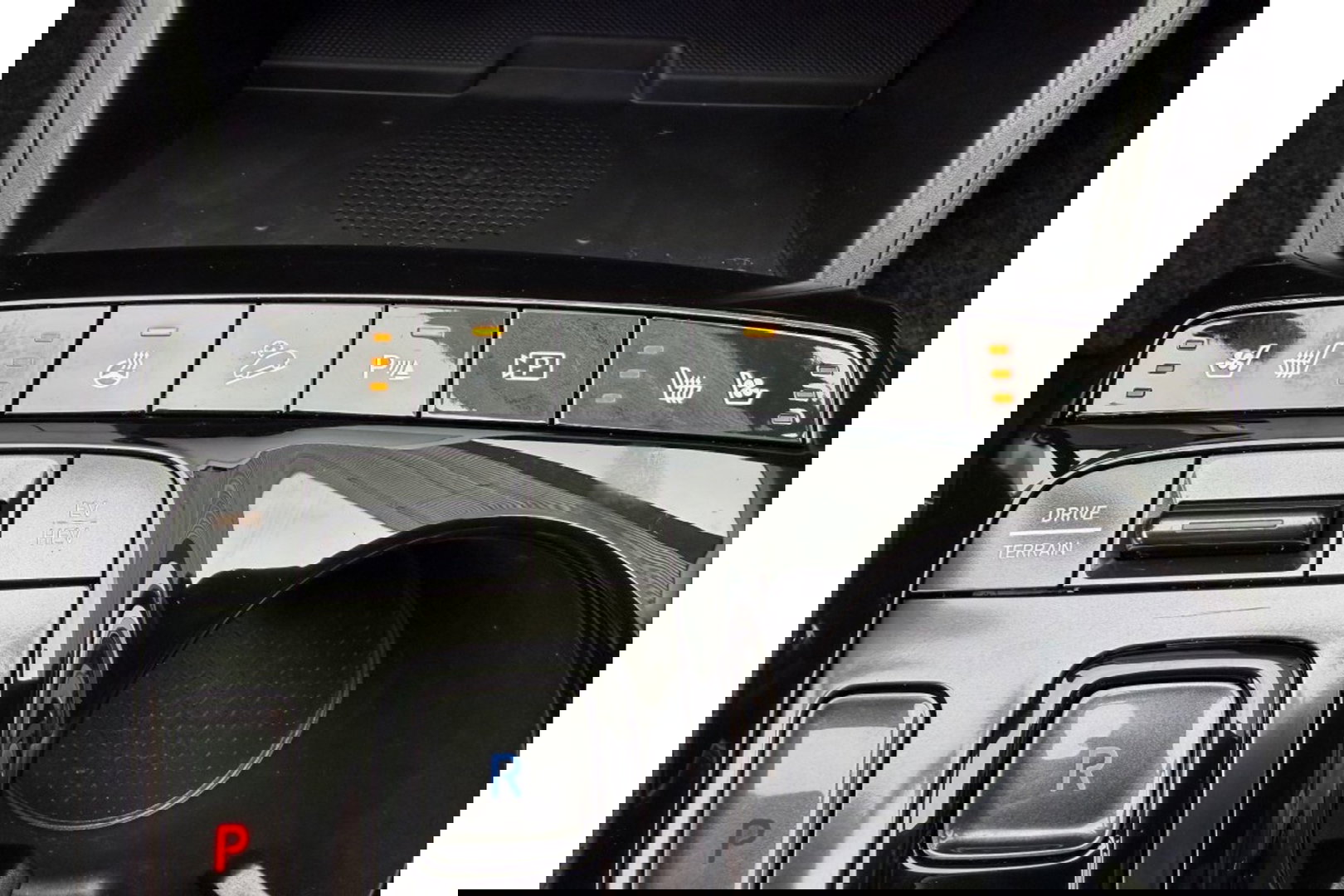 Hyundai Tucson 1.6 T-GDI N LINE 4WD PHEV AUTOMAAT NAVI PDC-CAMERA WINTERPACK.