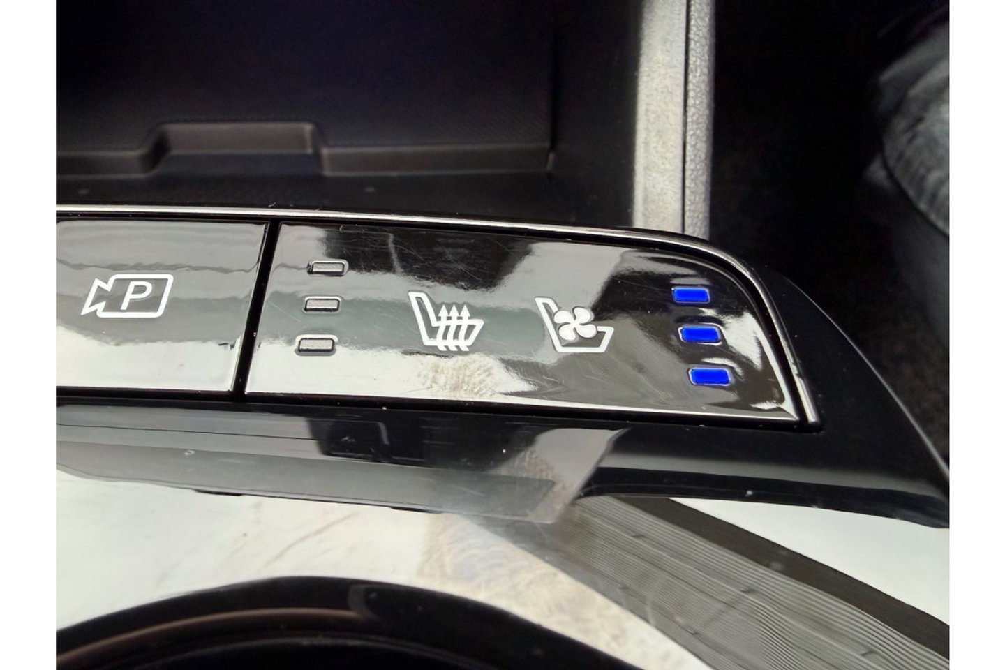 Hyundai Tucson 1.6 T-GDI N LINE 4WD PHEV AUTOMAAT NAVI PDC-CAMERA WINTERPACK.