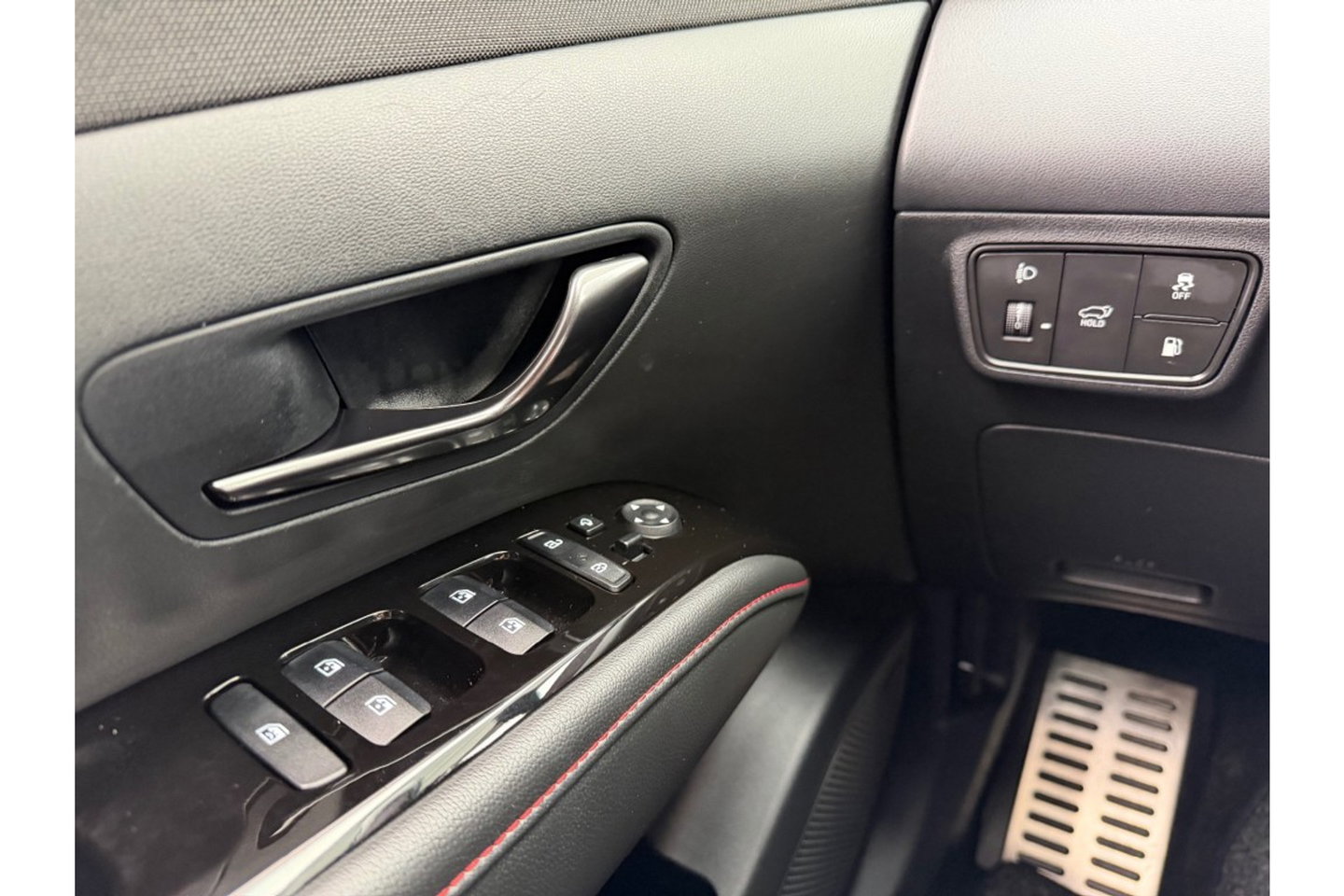 Hyundai Tucson 1.6 T-GDI N LINE 4WD PHEV AUTOMAAT NAVI PDC-CAMERA WINTERPACK.