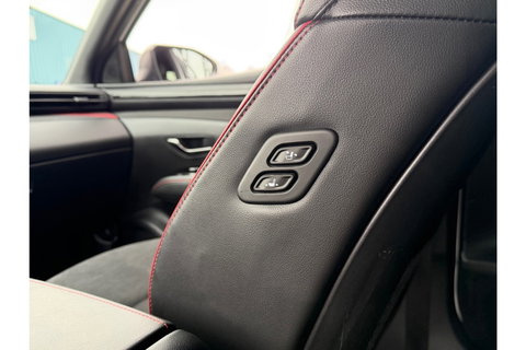 Hyundai Tucson 1.6 T-GDI N LINE 4WD PHEV AUTOMAAT NAVI PDC-CAMERA WINTERPACK.