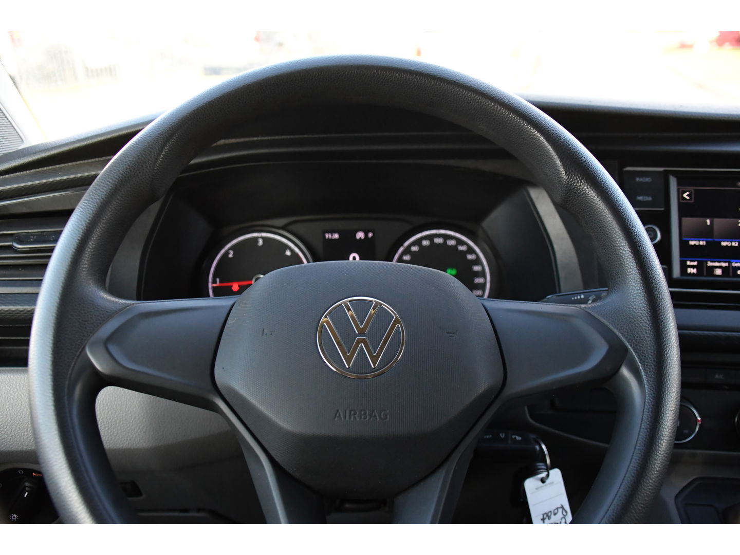 Volkswagen Transporter 2.0 TDI L2H1 30 DC PB Edition MARGE! Camera, Cruise, Carplay, 150pk, Trekhaak, Multimedia, Automaat, Sensoren, Uniek!