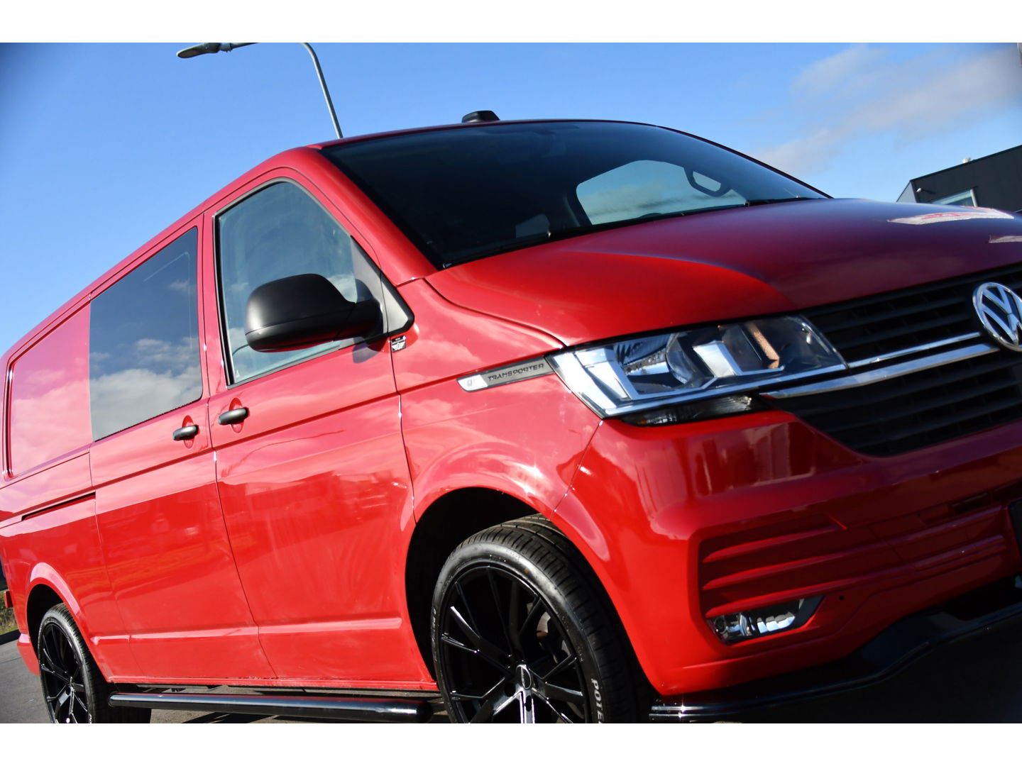Volkswagen Transporter 2.0 TDI L2H1 30 DC PB Edition MARGE! Camera, Cruise, Carplay, 150pk, Trekhaak, Multimedia, Automaat, Sensoren, Uniek!