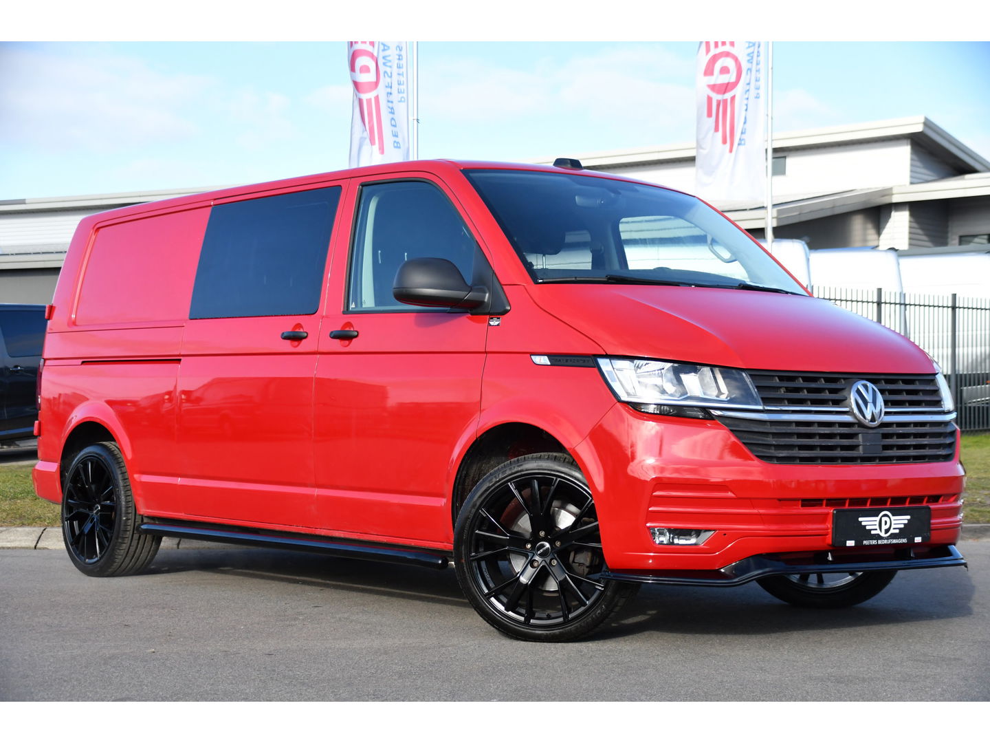 Volkswagen Transporter 2.0 TDI L2H1 30 DC PB Edition MARGE! Camera, Cruise, Carplay, 150pk, Trekhaak, Multimedia, Automaat, Sensoren, Uniek!