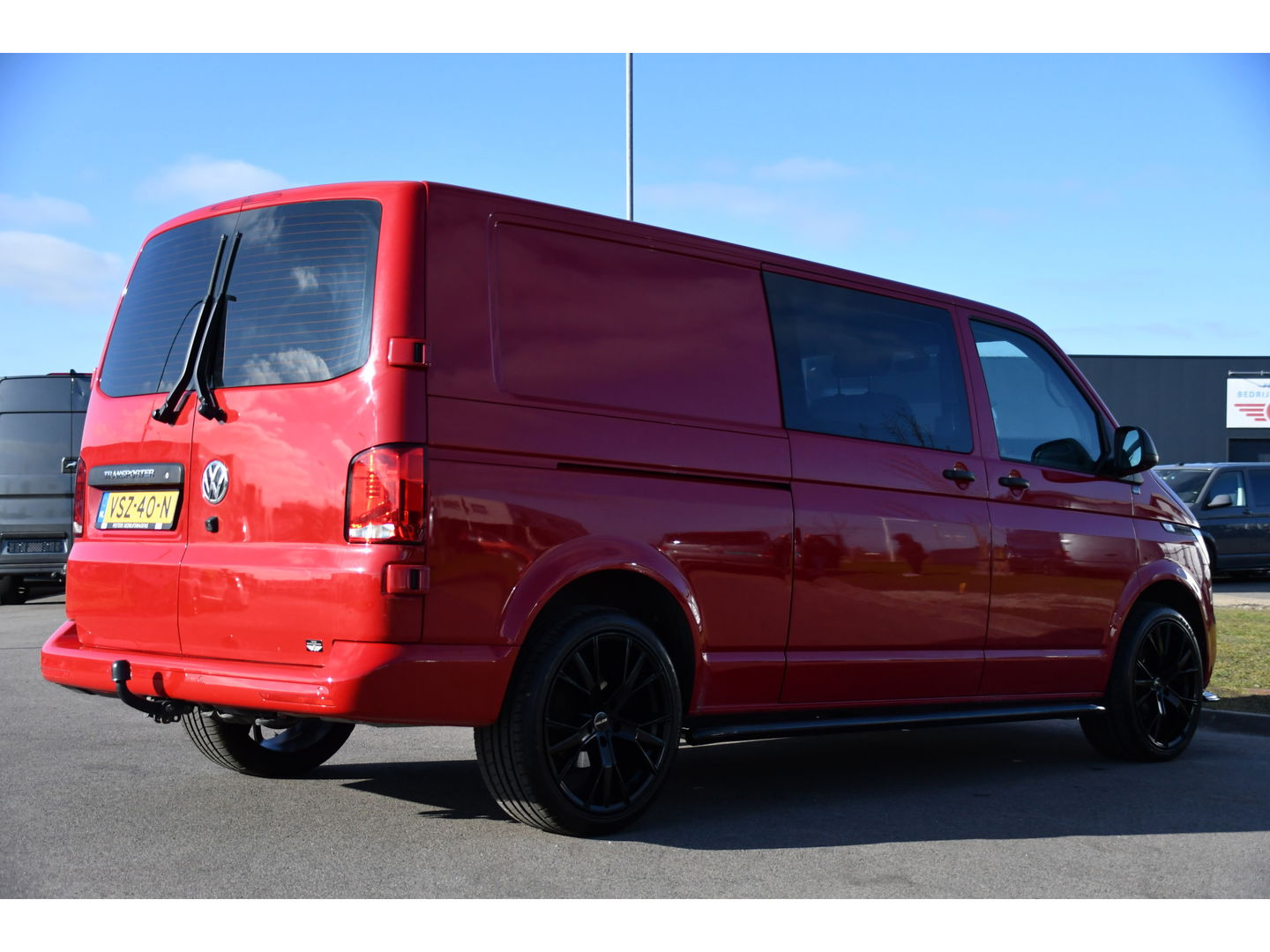 Volkswagen Transporter 2.0 TDI L2H1 30 DC PB Edition MARGE! Camera, Cruise, Carplay, 150pk, Trekhaak, Multimedia, Automaat, Sensoren, Uniek!
