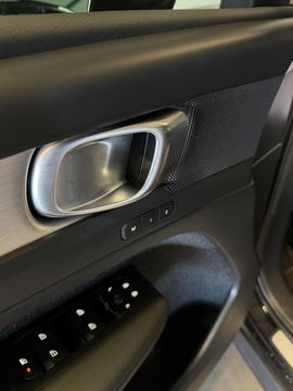 Volvo XC40 1.5 T5 Recharge R-Design Camera Trekhaak Carplay