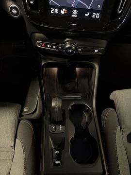 Volvo XC40 1.5 T5 Recharge R-Design Camera Trekhaak Carplay