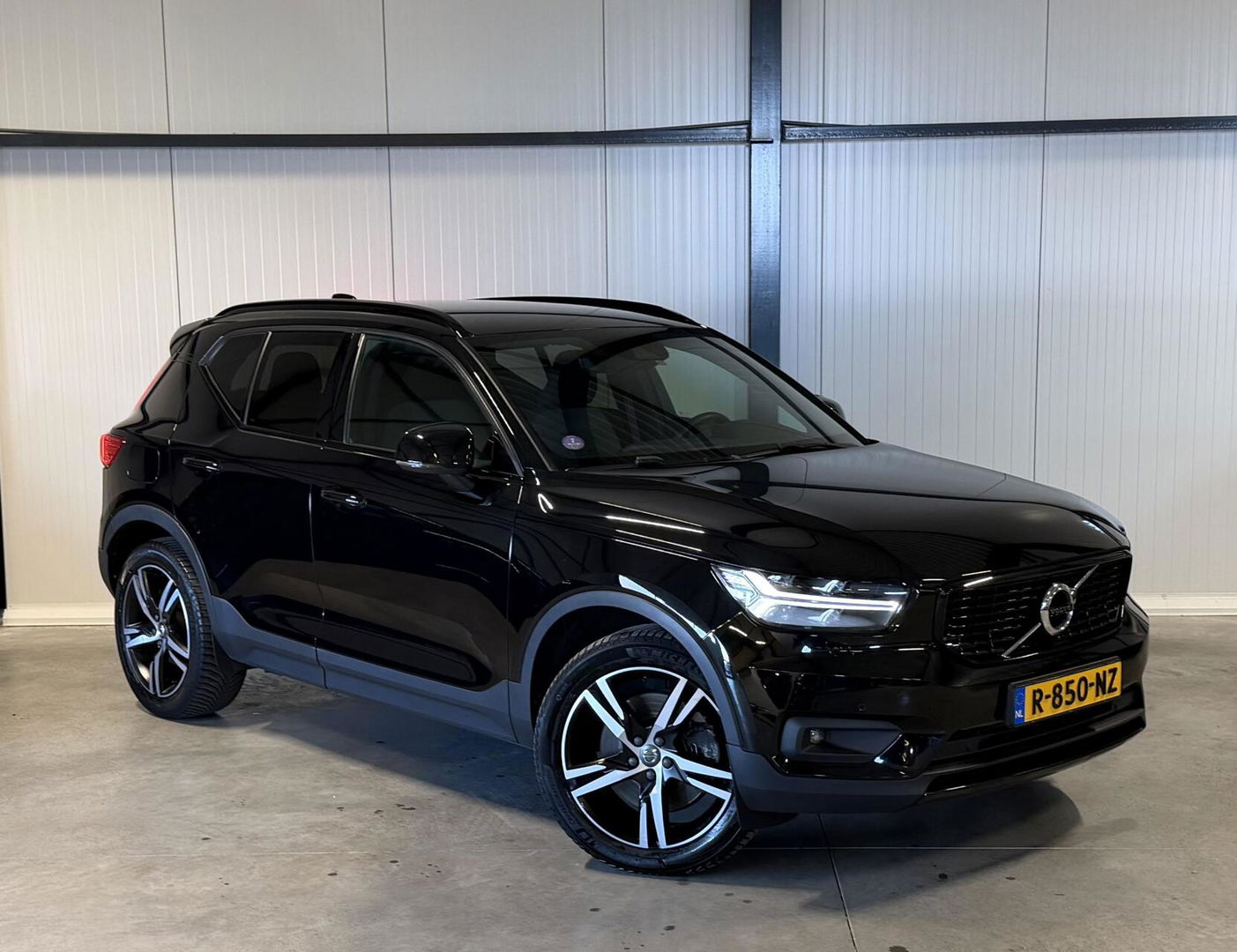 Volvo XC40 1.5 T5 Recharge R-Design Camera Trekhaak Carplay