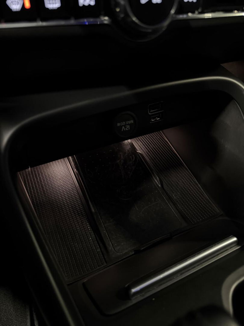 Volvo XC40 1.5 T5 Recharge R-Design Camera Trekhaak Carplay