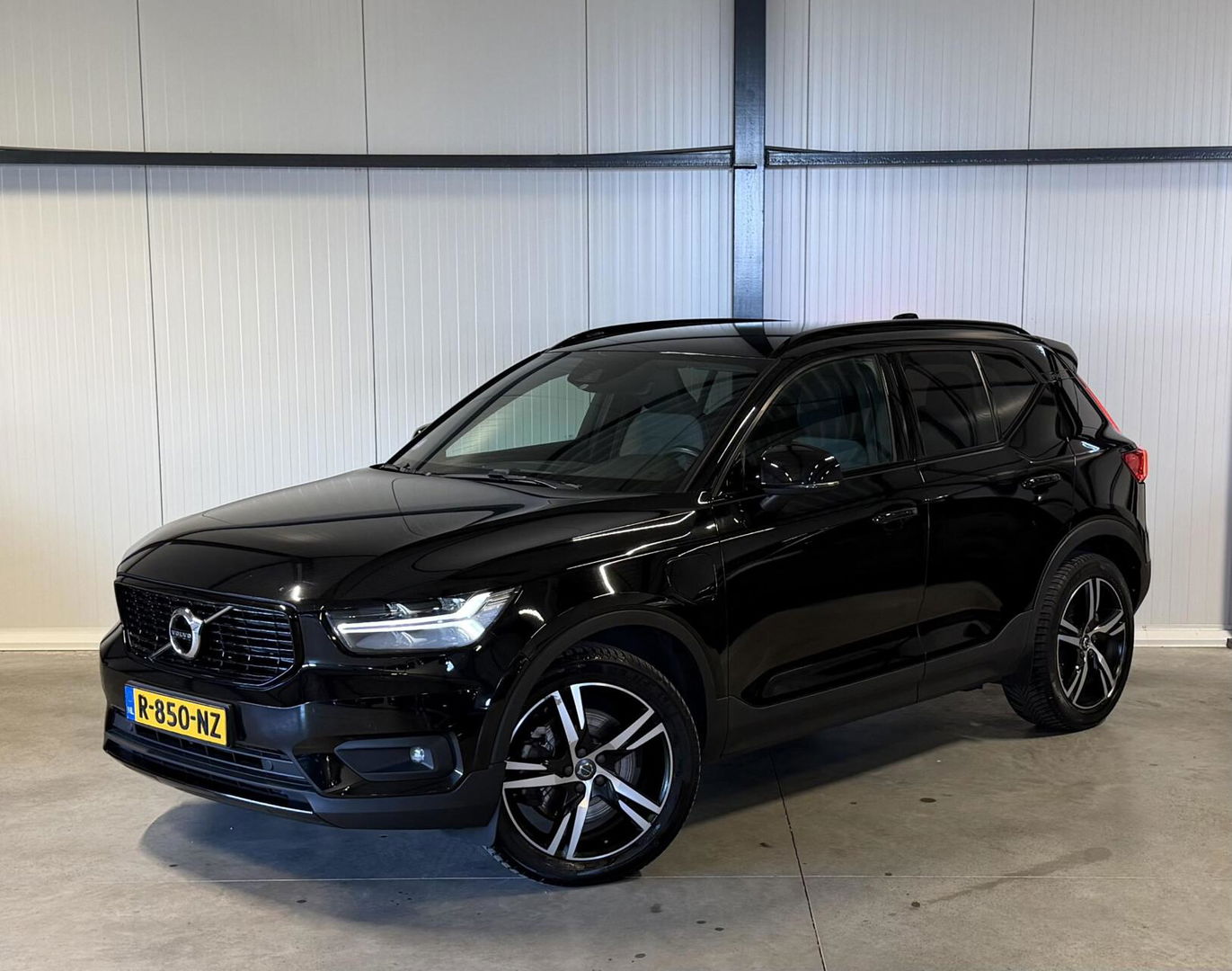 Volvo XC40 1.5 T5 Recharge R-Design Camera Trekhaak Carplay