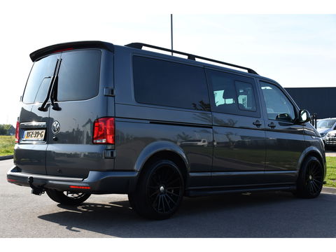 Volkswagen Transporter 2.0 TDI L2H1 30 DC Bulli Virtual, Carplay, Camera, LED, 150pk, 2 x Schuifdeur, Automaat, Trekhaak, Uniek!