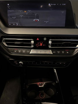 BMW 1 Serie 118i M-Sport Pano Camera Carplay High Executive
