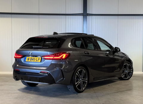 BMW 1 Serie 118i M-Sport Pano Camera Carplay High Executive