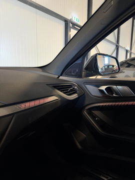 BMW 1 Serie 118i M-Sport Pano Camera Carplay High Executive