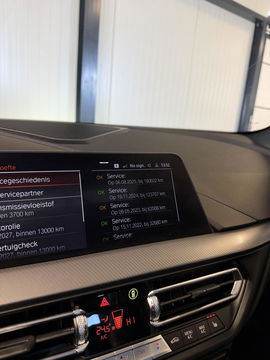 BMW 1 Serie 118i M-Sport Pano Camera Carplay High Executive