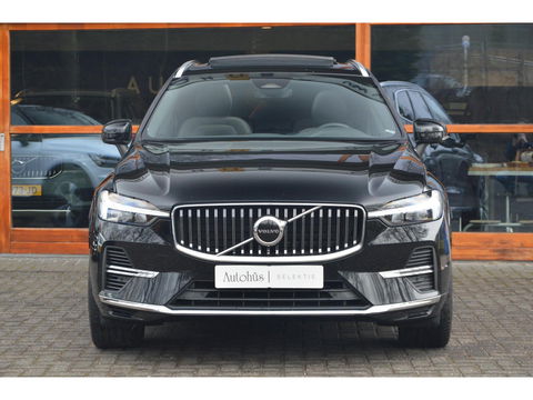 Volvo XC60 T8 Hybride AWD Plus Bright | Luchtvering | Trekhaak | Panoramadak | Stoel + Stuur Verwarmd | Harman/Kardon | Camera |