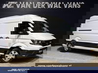 Volkswagen Crafter - 2.0 TDI L3H3 L2H2 Euro6 Airco | Navigatie | Camera | 2500kg Trekhaak | Apple Carplay | Cruisecontrol Chauffeursstoel, Android Auto, Parkeersensoren, Bijrijdersbank