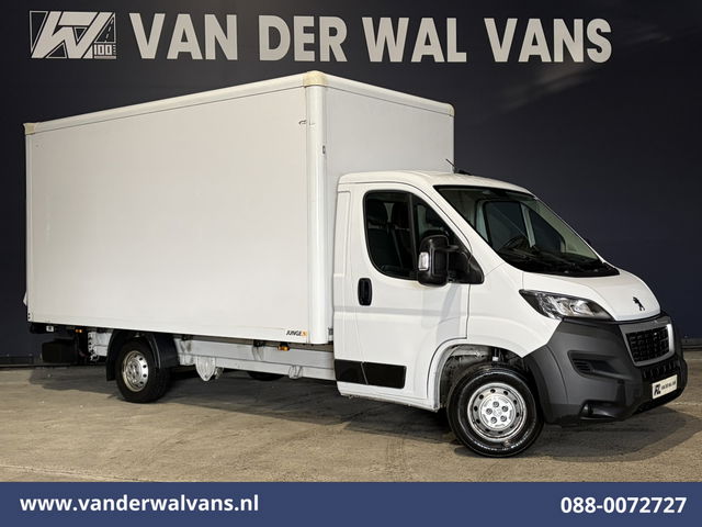 Peugeot Boxer - 2.2 BlueHDi 141pk Bakwagen Laadklep Euro6 Airco | Cruisecontrol | 955kg laadvermogen Bijrijdersbank
