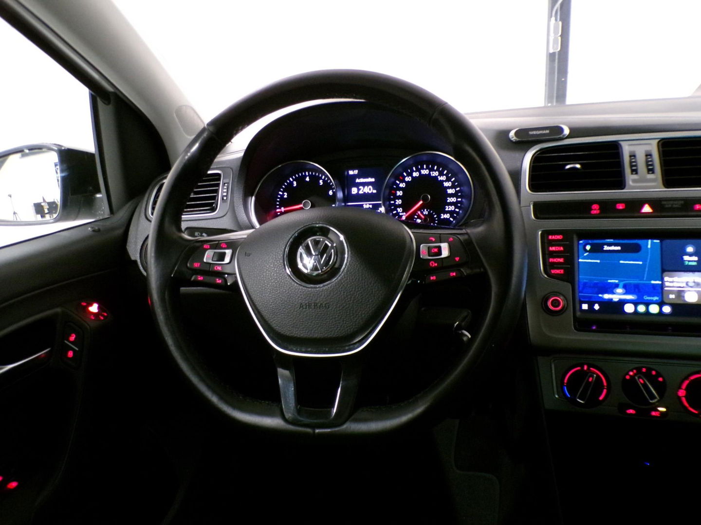 Volkswagen Polo 1.0 TSI 95PK BlueMotion Edition "Origineel NL!" Apple-carplay Stuurbediening Parkeersensoren Bluetooth Cruise