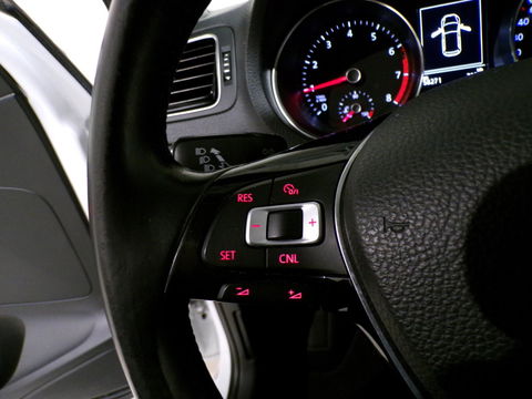 Volkswagen Polo 1.0 TSI 95PK BlueMotion Edition "Origineel NL!" Apple-carplay Stuurbediening Parkeersensoren Bluetooth Cruise