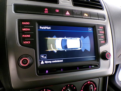 Volkswagen Polo 1.0 TSI 95PK BlueMotion Edition "Origineel NL!" Apple-carplay Stuurbediening Parkeersensoren Bluetooth Cruise