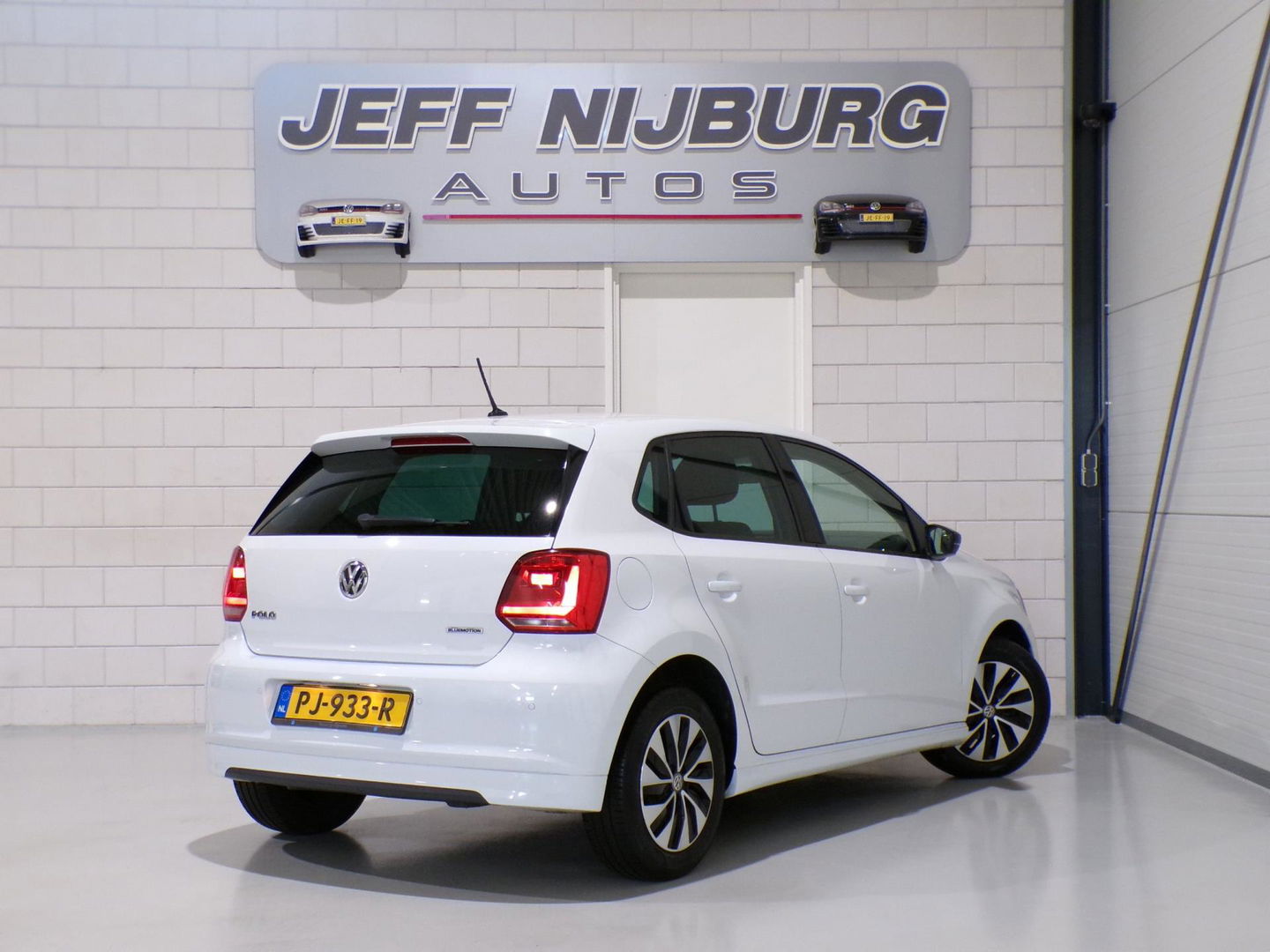 Volkswagen Polo 1.0 TSI 95PK BlueMotion Edition "Origineel NL!" Apple-carplay Stuurbediening Parkeersensoren Bluetooth Cruise