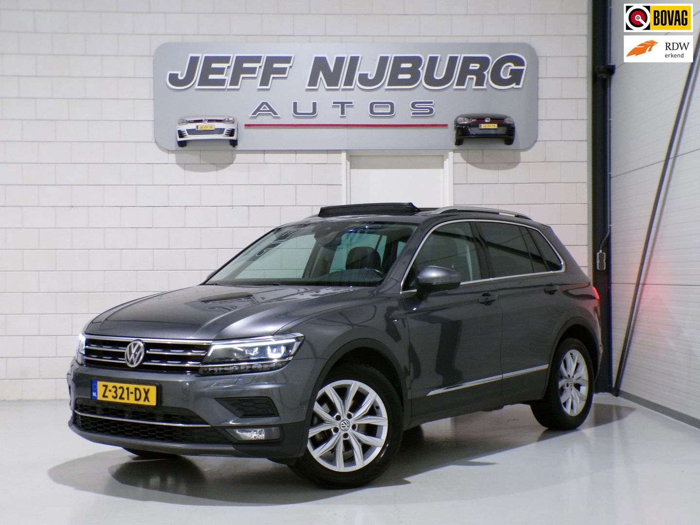 Volkswagen Tiguan 1.4 TSI ACT DSG Highline "Automaat" Panoramadak Apple-Carplay Xenon-LED Leer Virtual 360Camera Elektrische-klep