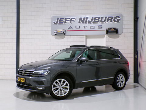 Volkswagen Tiguan 1.4 TSI ACT DSG Highline "Automaat" Panoramadak Apple-Carplay Xenon-LED Leer Virtual 360Camera Elektrische-klep