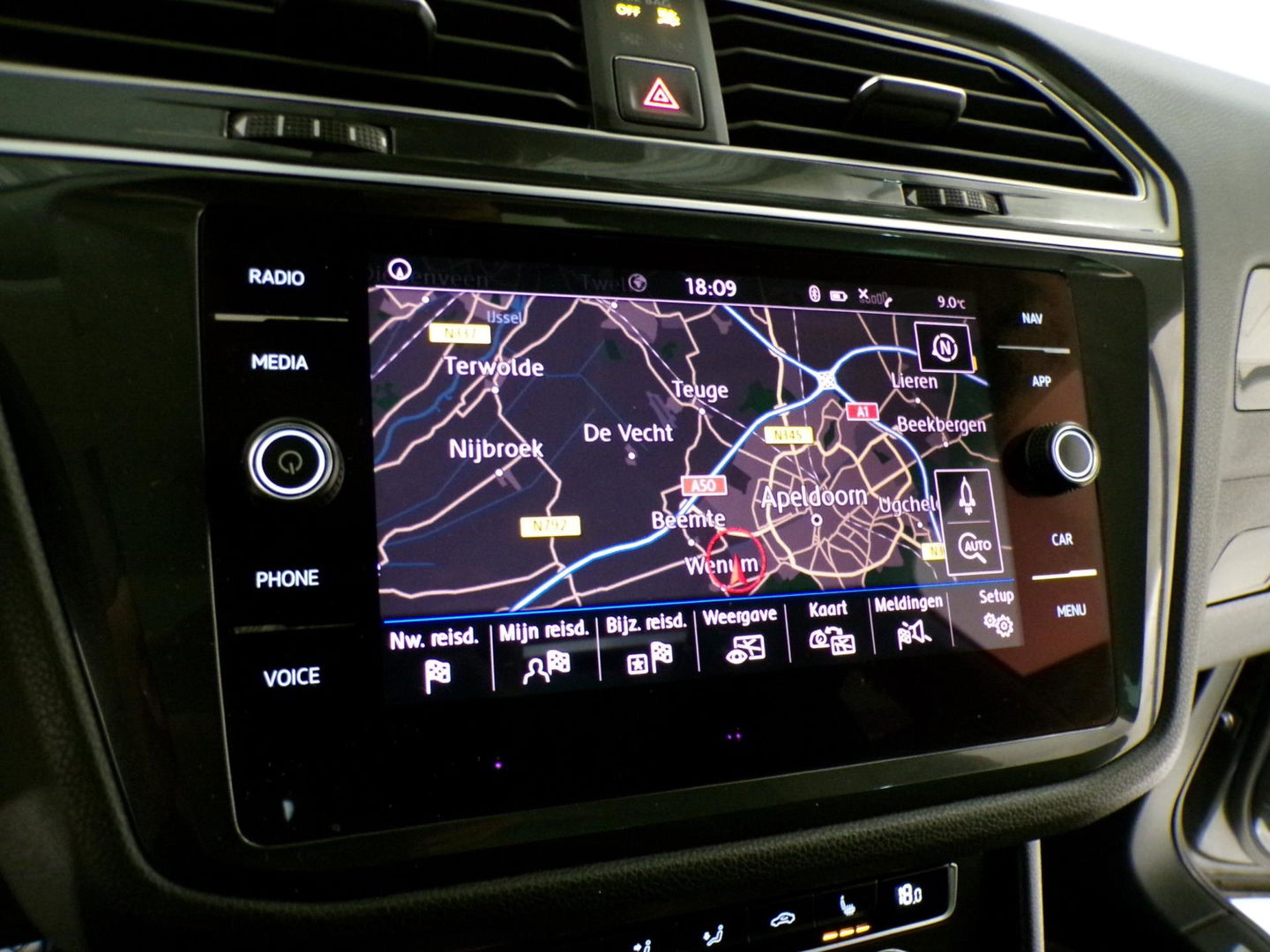 Volkswagen Tiguan 1.4 TSI ACT DSG Highline "Automaat" Panoramadak Apple-Carplay Xenon-LED Leer Virtual 360Camera Elektrische-klep