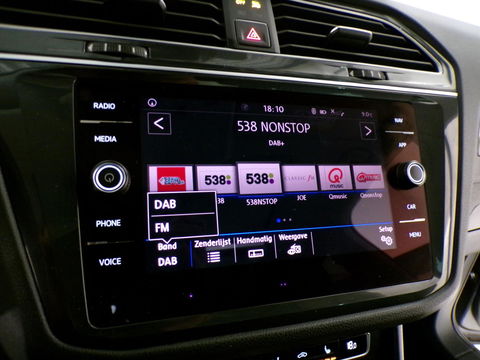 Volkswagen Tiguan 1.4 TSI ACT DSG Highline "Automaat" Panoramadak Apple-Carplay Xenon-LED Leer Virtual 360Camera Elektrische-klep