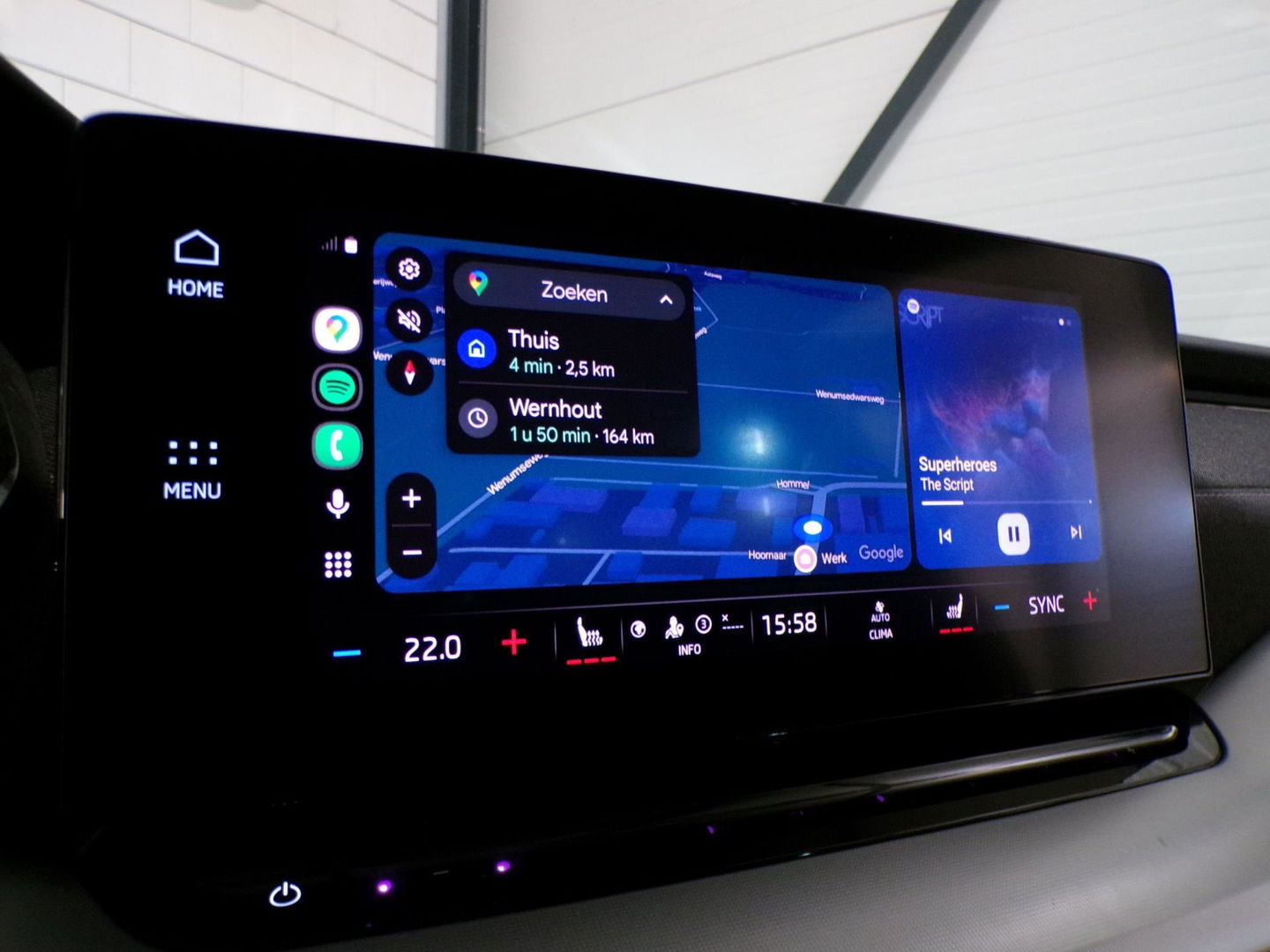 Škoda Octavia Combi 1.0 e-TSI Business Edition Plus "Origineel NL!" Automaat Full-LED Apple-carplay Stoelverwarming Virtual Keyles