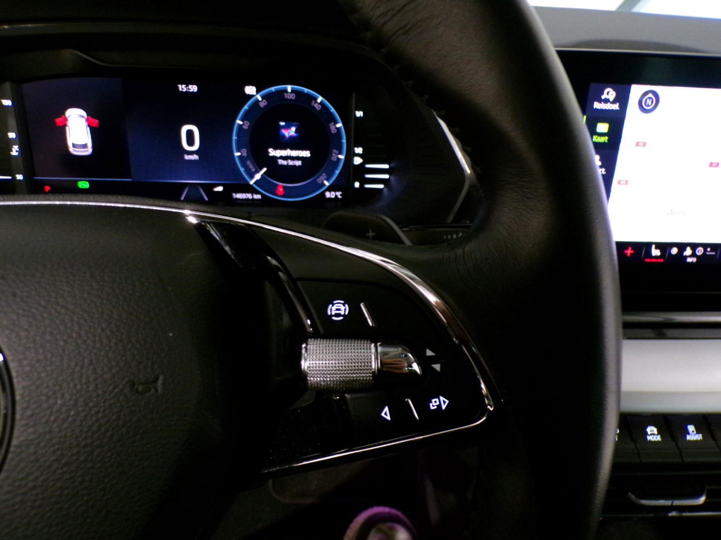 Škoda Octavia Combi 1.0 e-TSI Business Edition Plus "Origineel NL!" Automaat Full-LED Apple-carplay Stoelverwarming Virtual Keyles