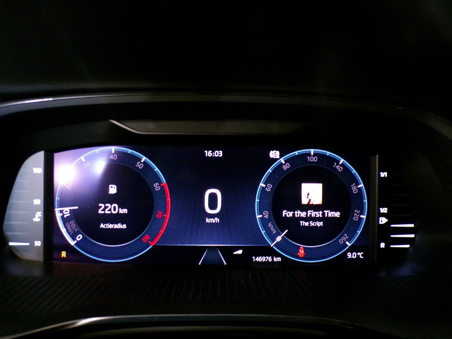 Škoda Octavia Combi 1.0 e-TSI Business Edition Plus "Origineel NL!" Automaat Full-LED Apple-carplay Stoelverwarming Virtual Keyles