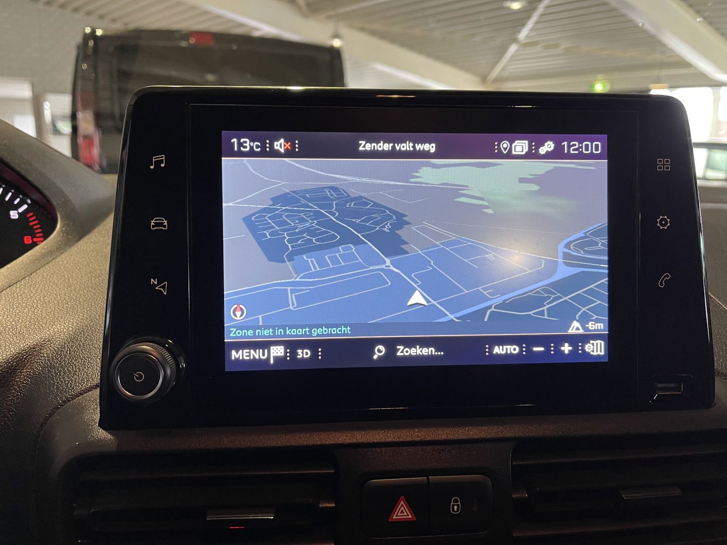 Peugeot Partner 1.5 BlueHDI Premium / vaste prijs rijklaar € 12.950 ex btw / euro 6 / bpm vrij / lease vanaf € 218 / airco / cruise / imperial / laadruimte ventilatie !