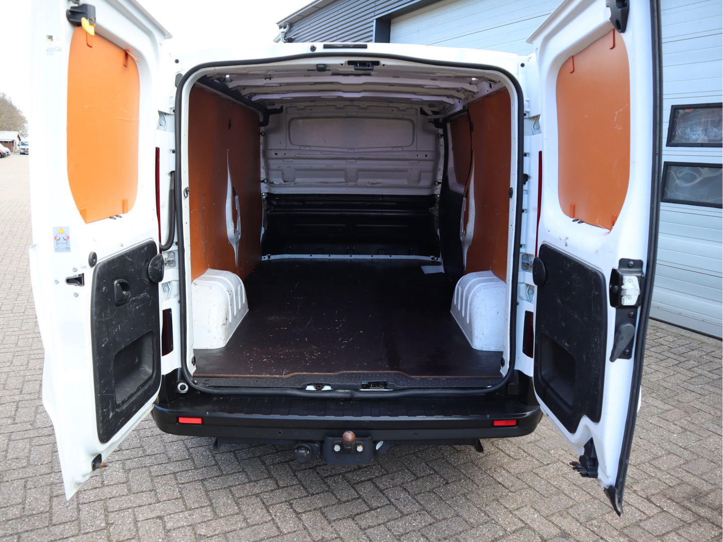 Renault Trafic 2.0 dCi 120pk Euro 6 L2 Lang - LED - Navi - Trekhaak