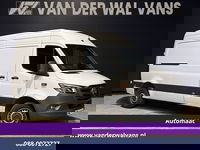 Mercedes-Benz Sprinter - 317 CDI 170pk 9G-Tronic Automaat L2H2 Fabrieksgarantie Euro6 Airco | MBUX | Camera | Navigatie LED, Cruisecontrol, Chauffeursstoel, Parkeersensoren, Stoelverwarming, Bijrijdersbank