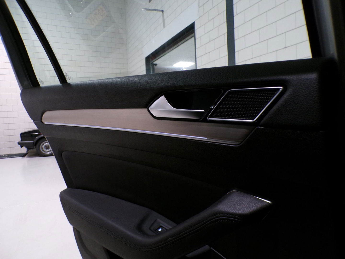 Volkswagen Passat Variant 1.8 TSI DSG Highline 180PK "Automaat" Apple-Carplay Full-LED Adaptive-cruise Keyless Stoelverwarming