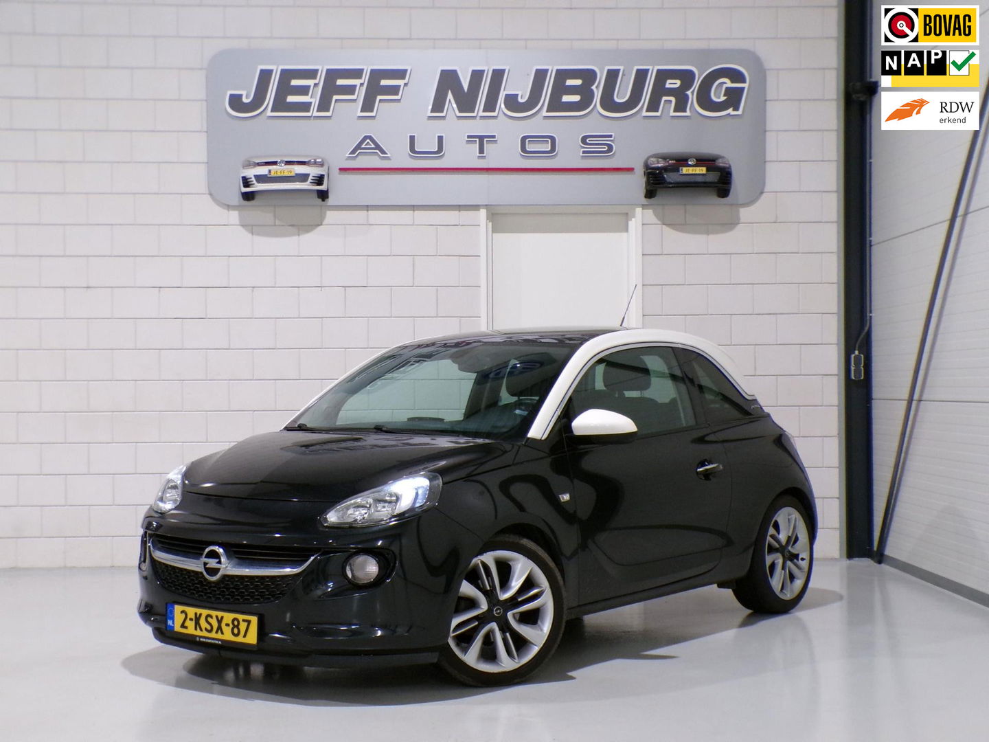 Opel ADAM 1.4 Glam "Origineel NL!" Panoramadak Bluetooth Cruise-control Leer Climatronic 17"Velgen Parkeersensoren