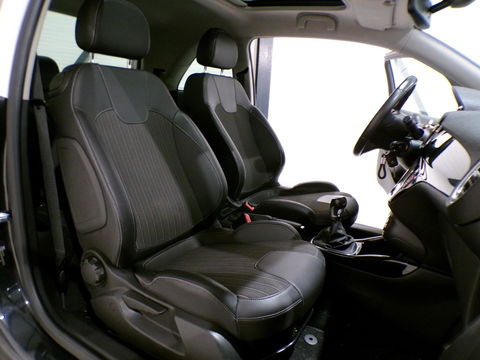 Opel ADAM 1.4 Glam "Origineel NL!" Panoramadak Bluetooth Cruise-control Leer Climatronic 17"Velgen Parkeersensoren