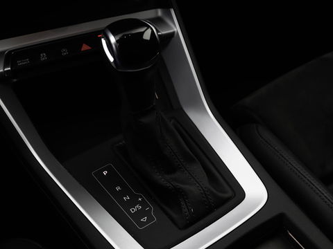 Audi Q3 Sportback 35 TFSI S-Line Automaat Adaptive Cruise Daytonagrijs 19 inch