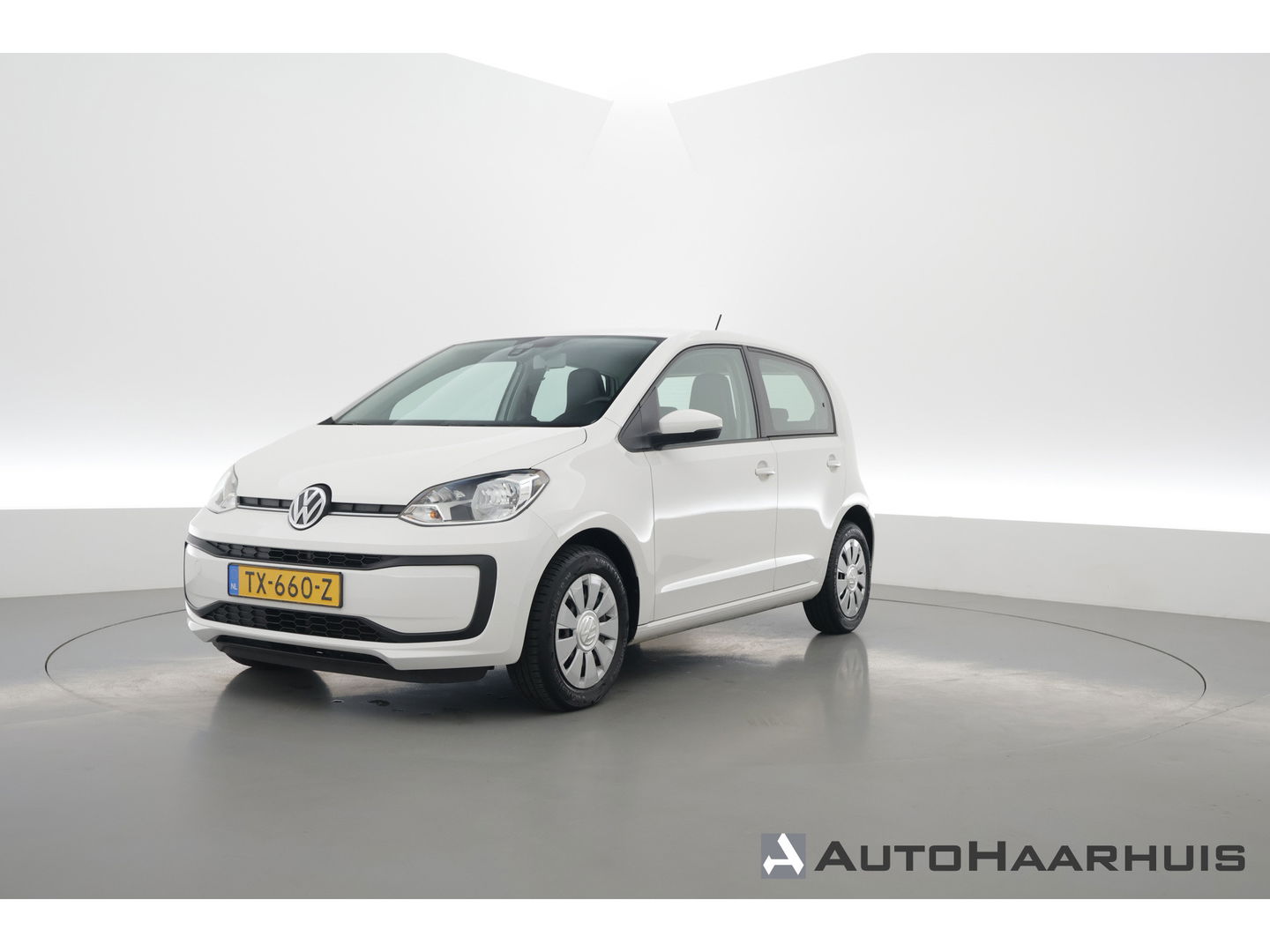 Volkswagen up! 1.0 BMT move up! | Airco | Bluetooth | Radio | Licht\Regen Sensor | DAB | All season