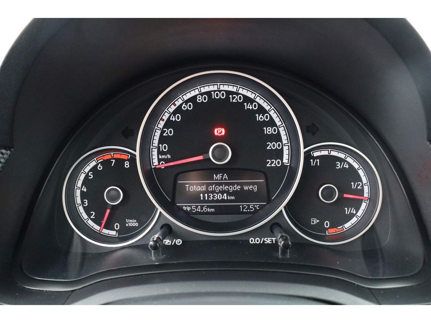 Volkswagen up! 1.0 BMT move up! | Airco | Bluetooth | Radio | Licht\Regen Sensor | DAB | All season