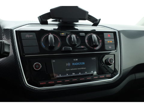 Volkswagen up! 1.0 BMT move up! | Airco | Bluetooth | Radio | Licht\Regen Sensor | DAB | All season